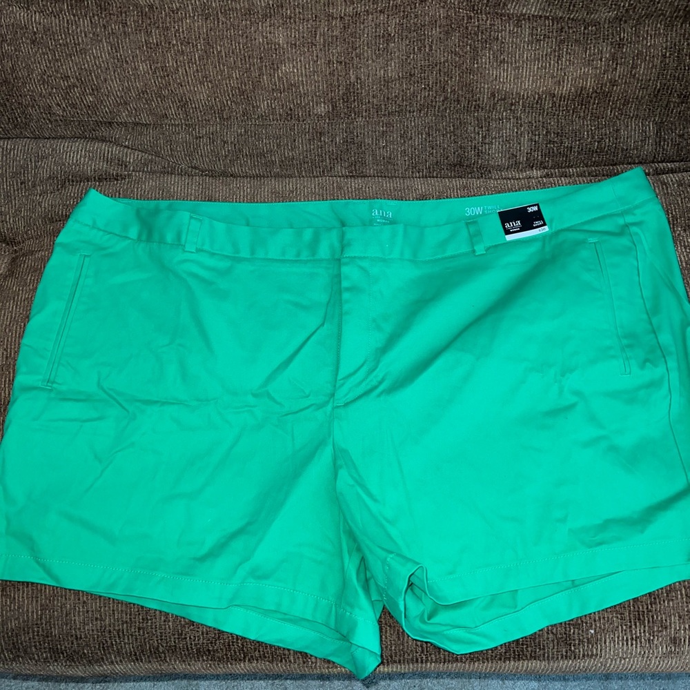 Womens plus size shorts size 30W
